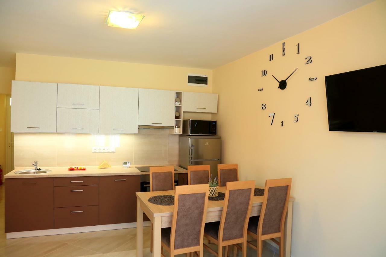 Mária Apartman Pécs Exterior foto