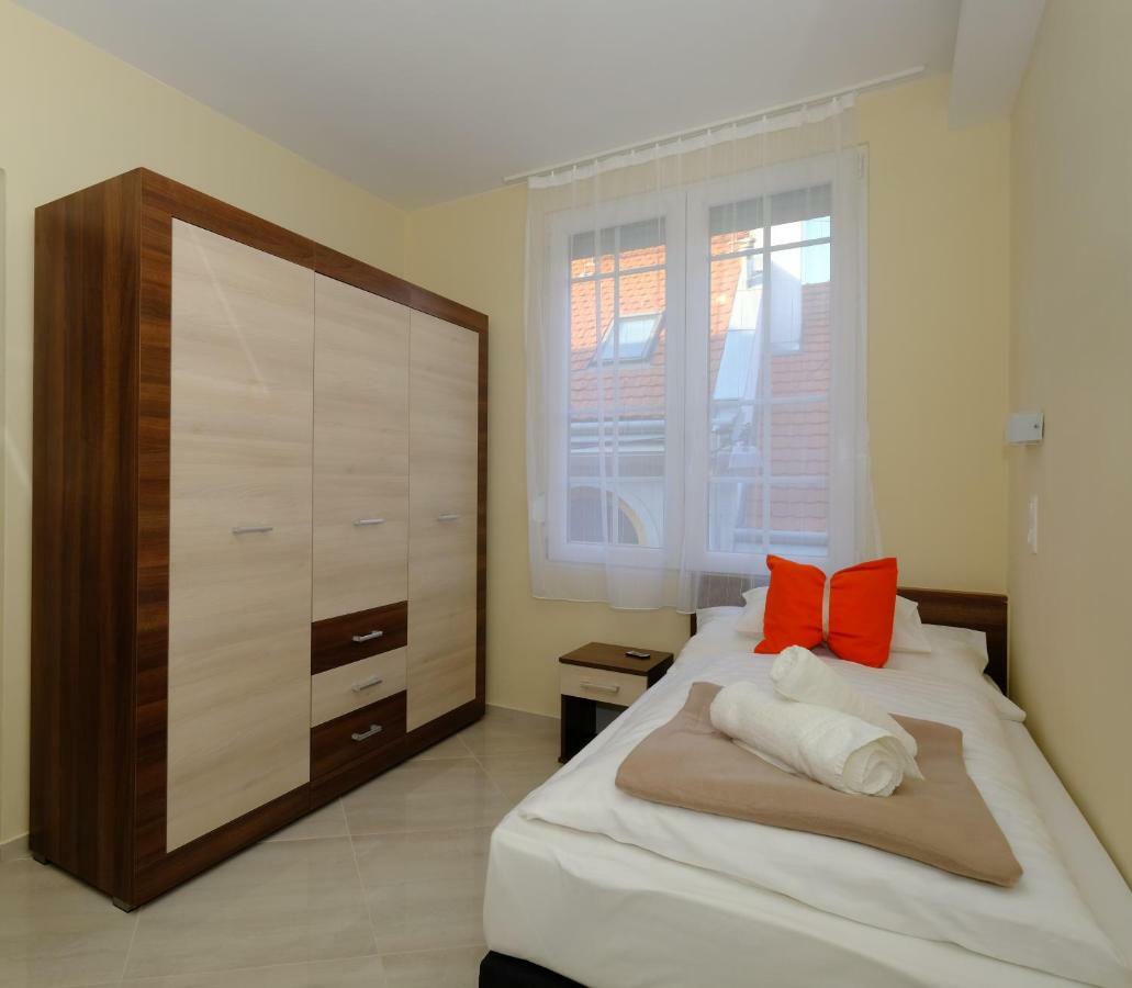 Mária Apartman Pécs Exterior foto