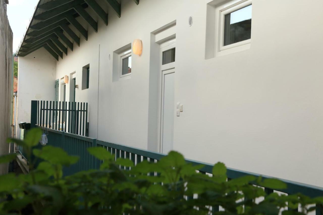 Mária Apartman Pécs Exterior foto